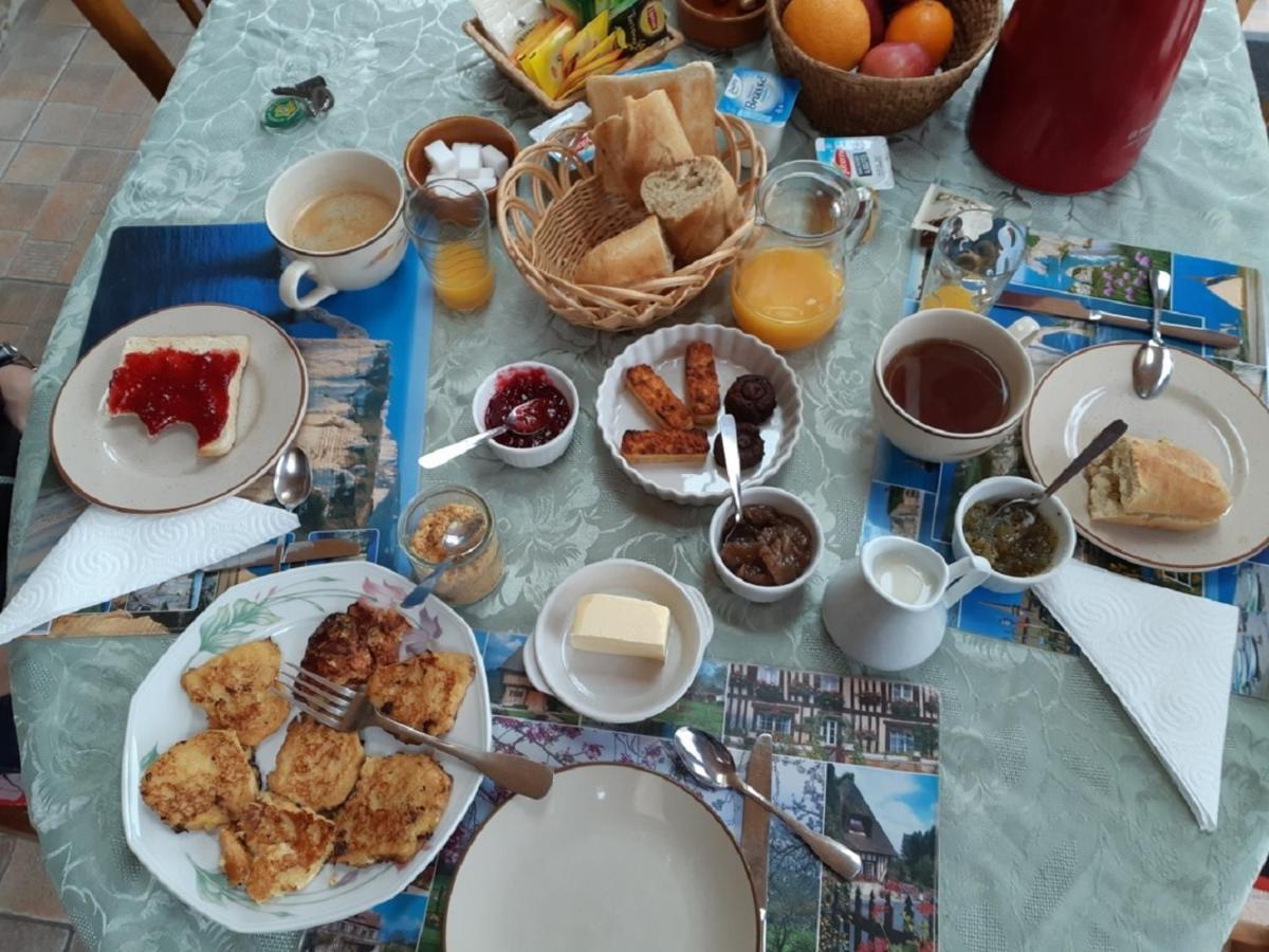 Gite Le Moulin Des 4 Vaux Saint-Étienne-la-Thillaye Eksteriør bilde